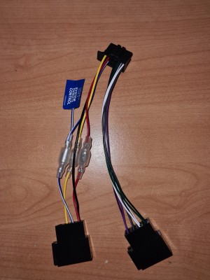 Kable od PIONEERA.