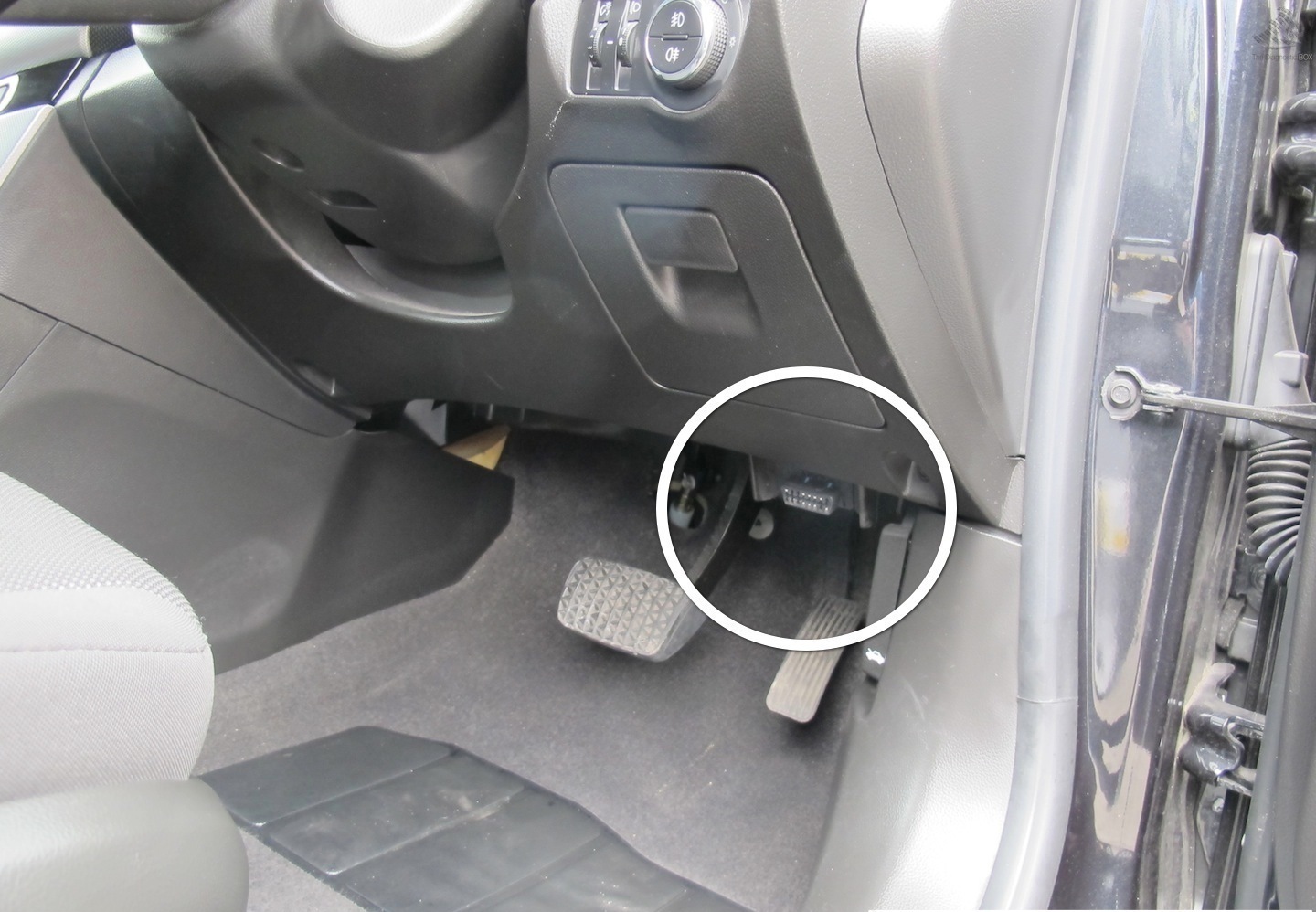chevrolet_cruze_2012_ok.jpg