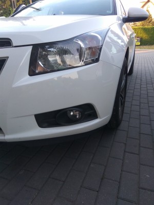 Opony letnie 225/50R17 z rantem ochronnym -> widok z boku